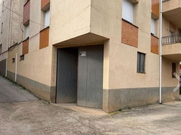 Local comercial en venda a Avenida de la Constitución 6