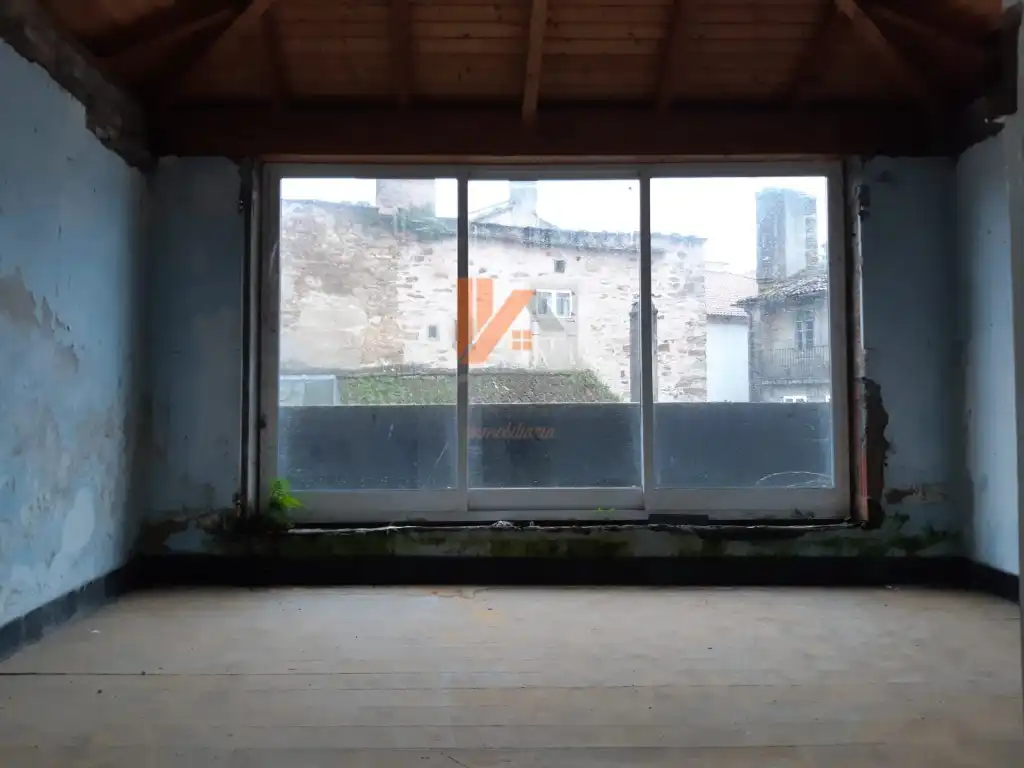 Außenansicht von Haus oder Chalet zum Verkauf in Santiago de Compostela  mit Balkon