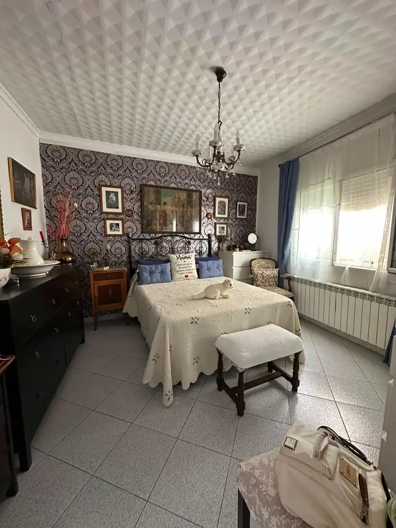 Bedroom of Houses for sale in Sabadell