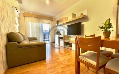 Living room of Flat for sale in Granollers  with Air Conditioner, Heating and TV