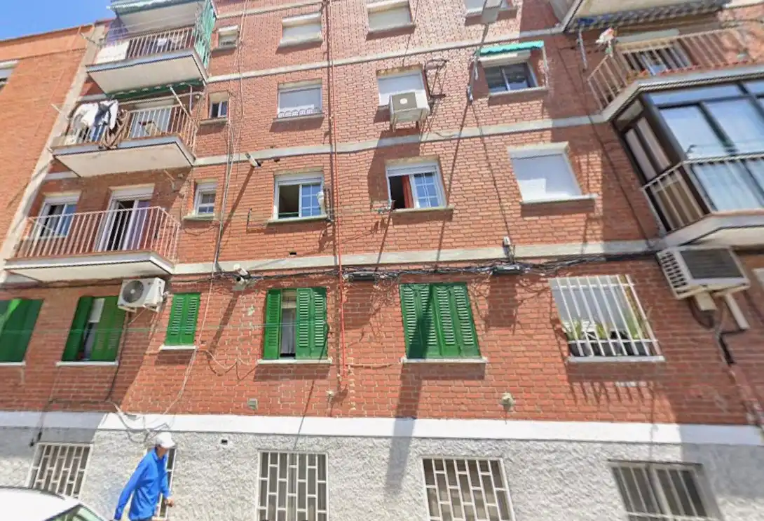 Piso en venta en C/ Duquesa de Tamames, Buena Vista