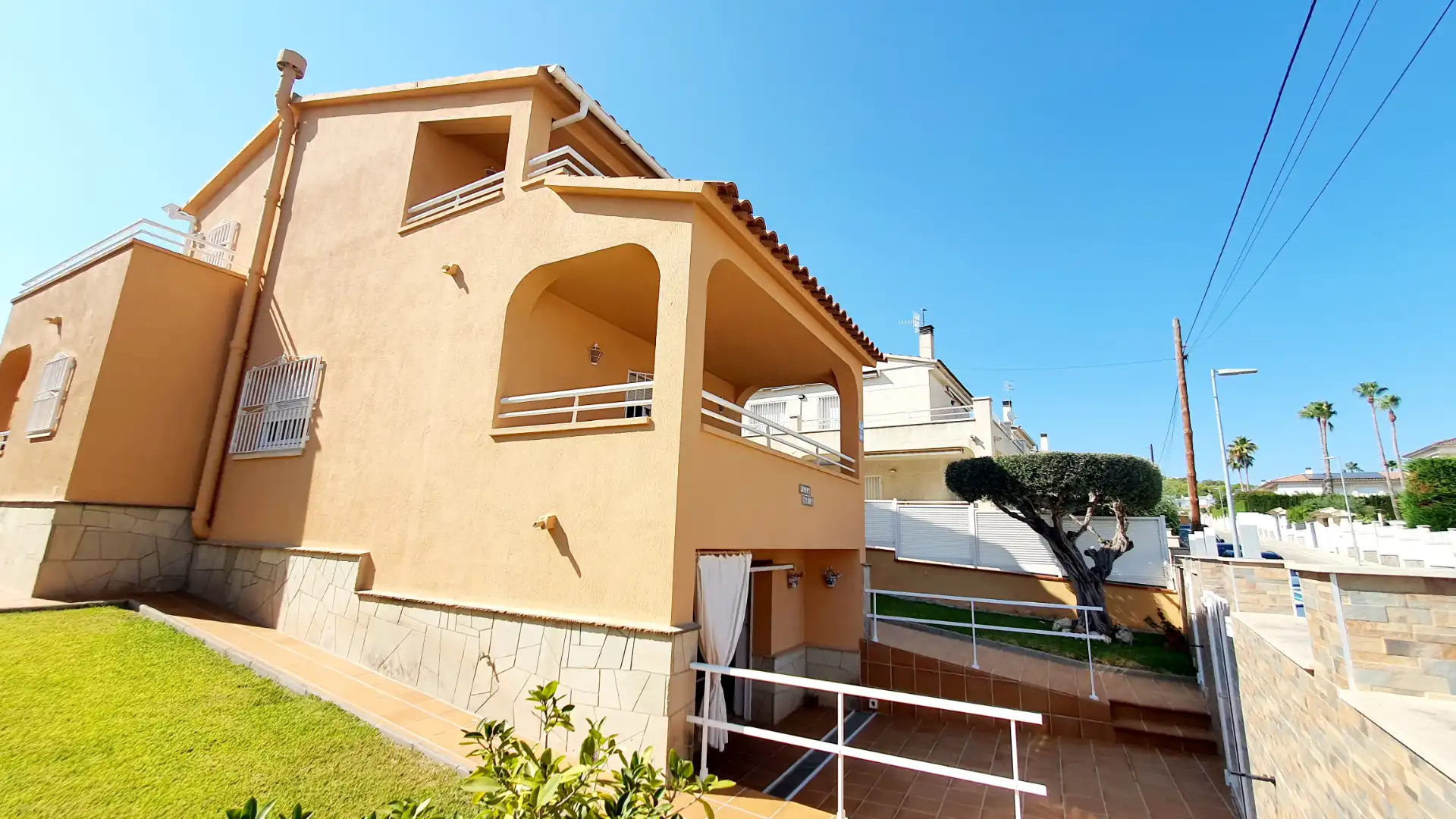 Exterior view of Houses for sale in Calafell  with Heating, Private garden and Terrace