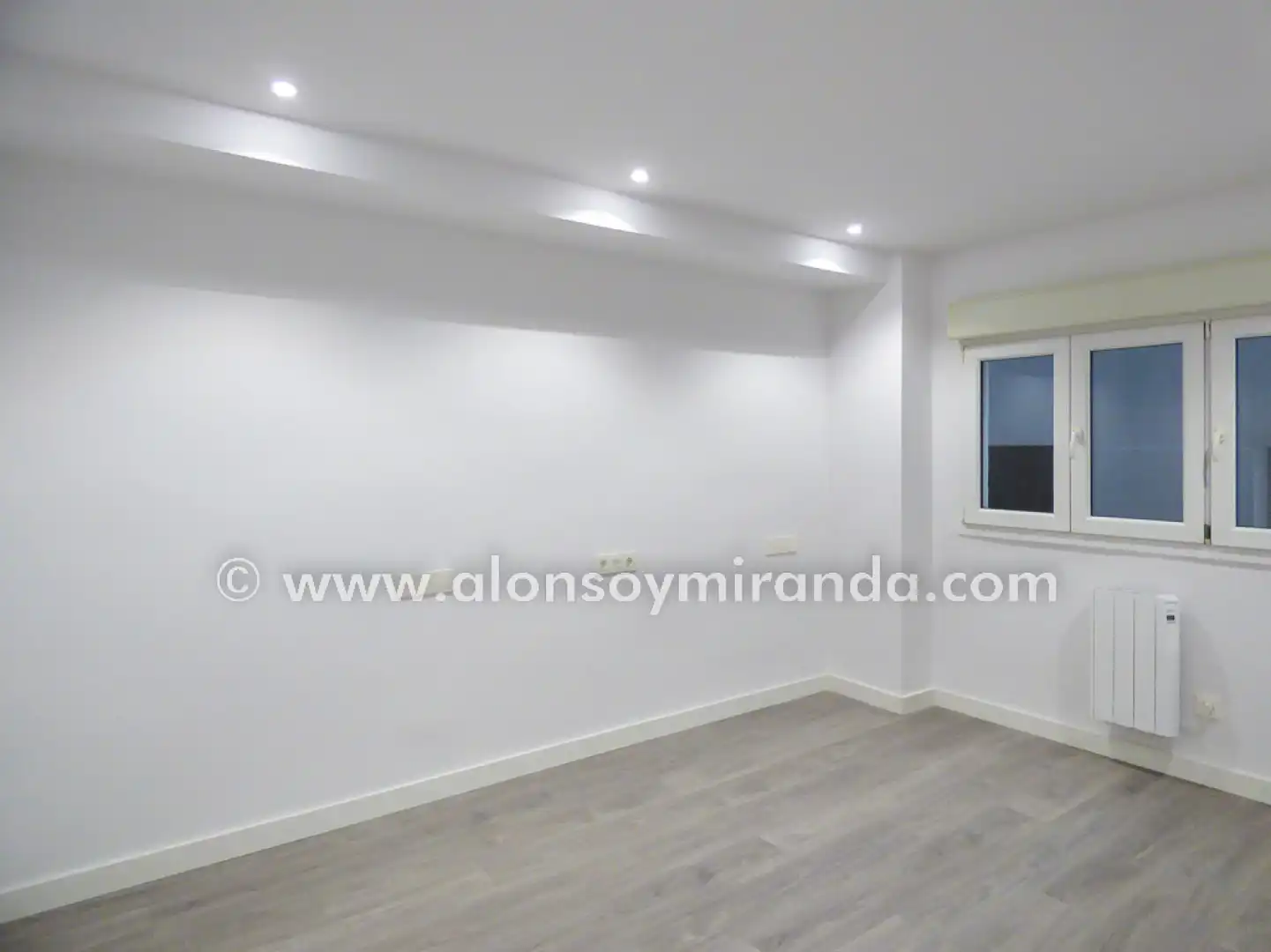 Wohnung zur Miete in Gijón  mit Heizung und Abstellraum