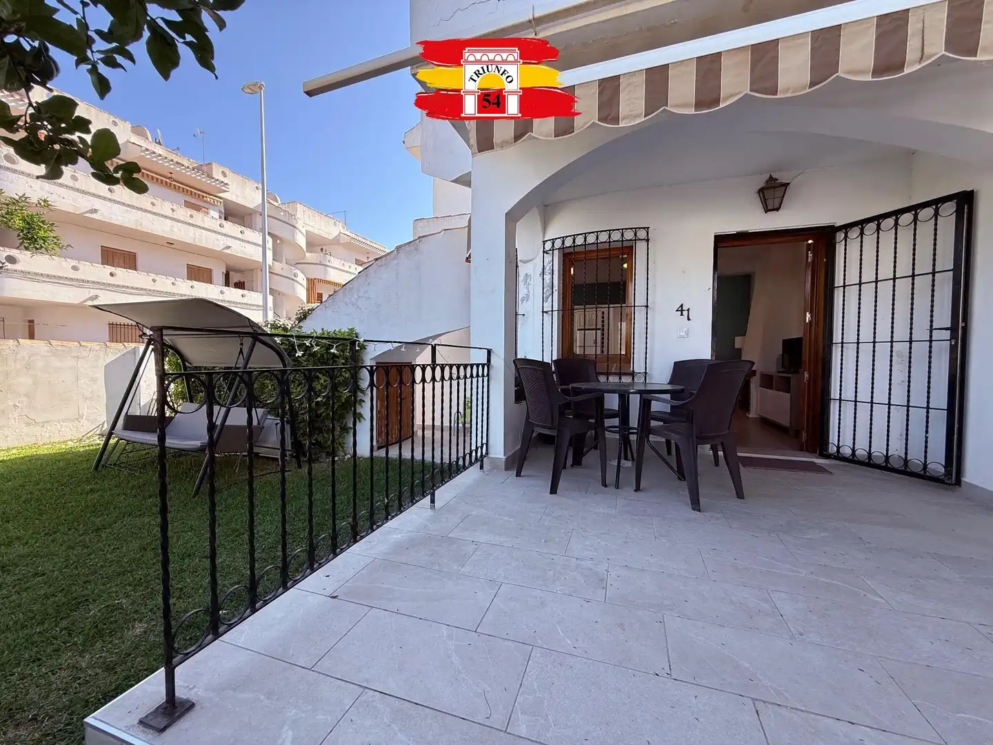 Terraza de Planta baja en venta en Pilar de la Horadada con Aire acondicionado, Jardín privado y Terraza