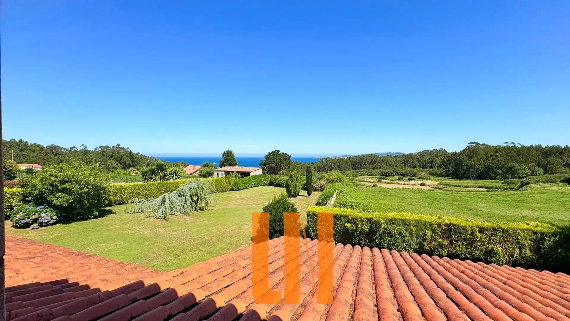 Vista exterior de Finca rústica en venta en Oleiros con Calefacción, Jardín privado y Parquet
