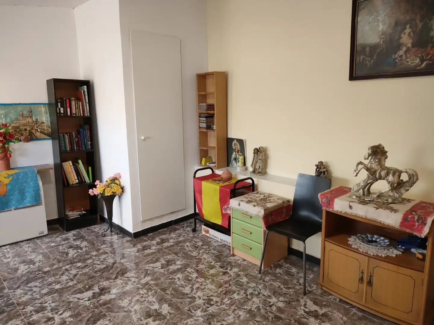 Sala d'estar de Casa adosada en venda en Alzira amb Terrassa, Traster i Moblat