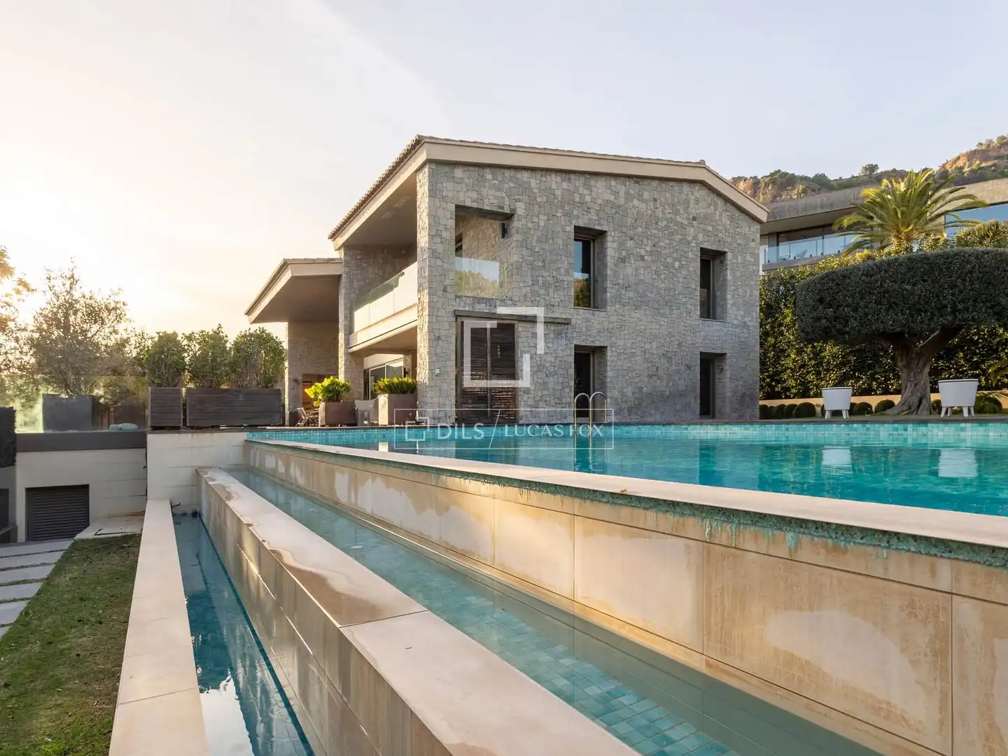 Piscina de Casa o chalet en venta en Sagunto / Sagunt con Aire acondicionado, Calefacción y Jardín privado
