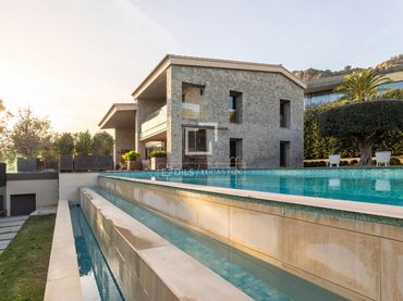 Villa avec piscine à vendre à Sagunto ciudad