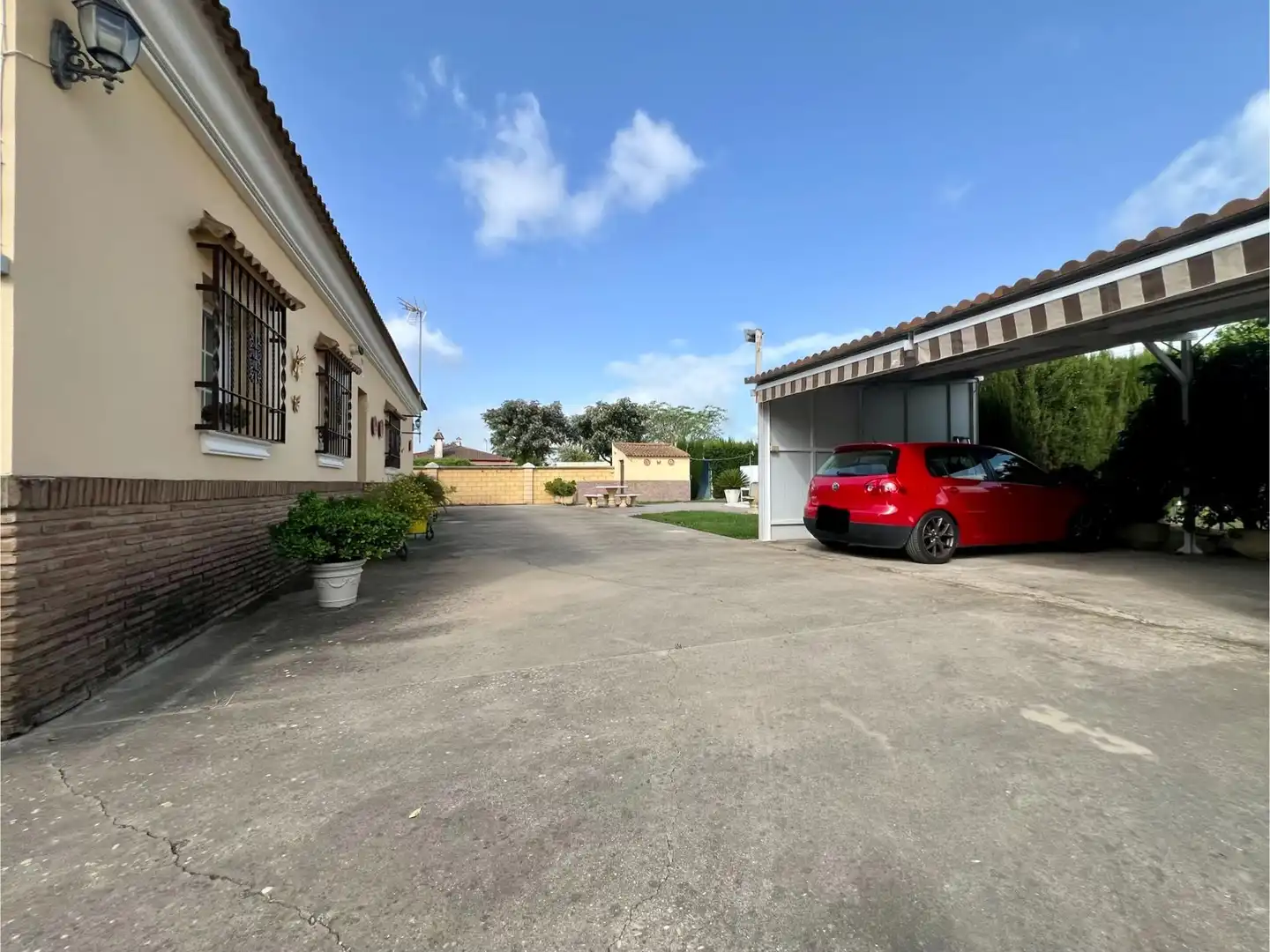 Exterior view of Houses for sale in Córdoba  with Air Conditioner and Swimming Pool