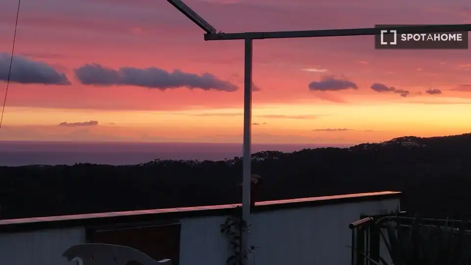Außenansicht von Wohnung zur Miete in Sant Cebrià de Vallalta mit Klimaanlage, Heizung und Möbliert