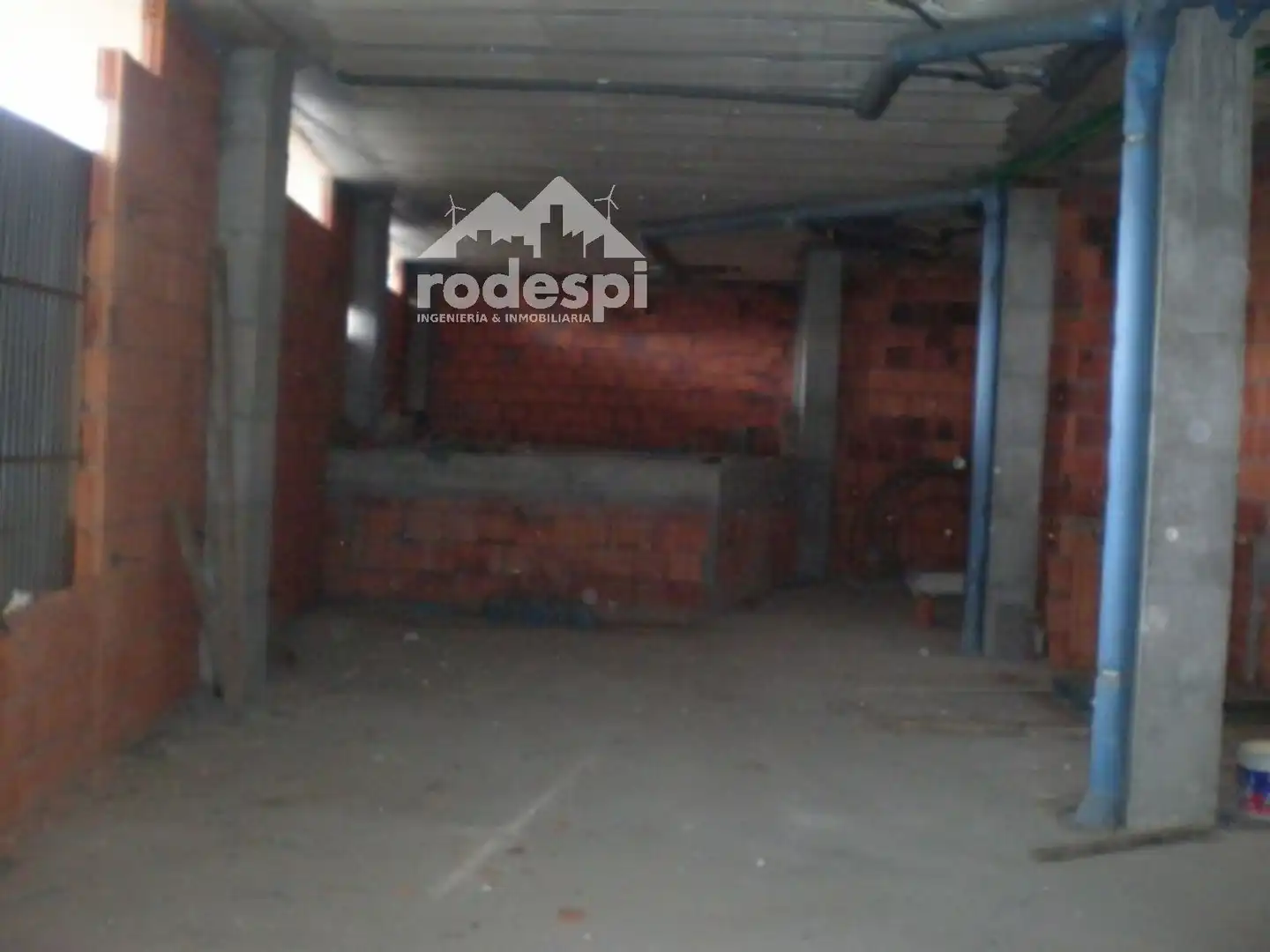 Local comercial en venda a A Cañiza