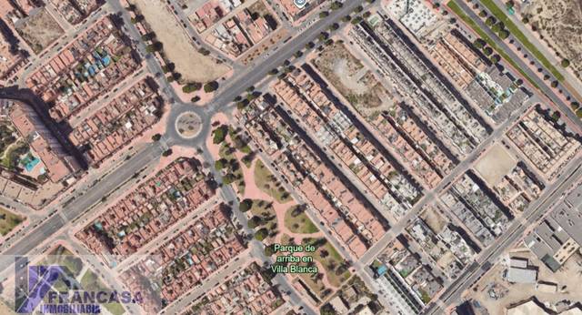 Casa-chalet en Venta en Los Molinos - Villa Blanca