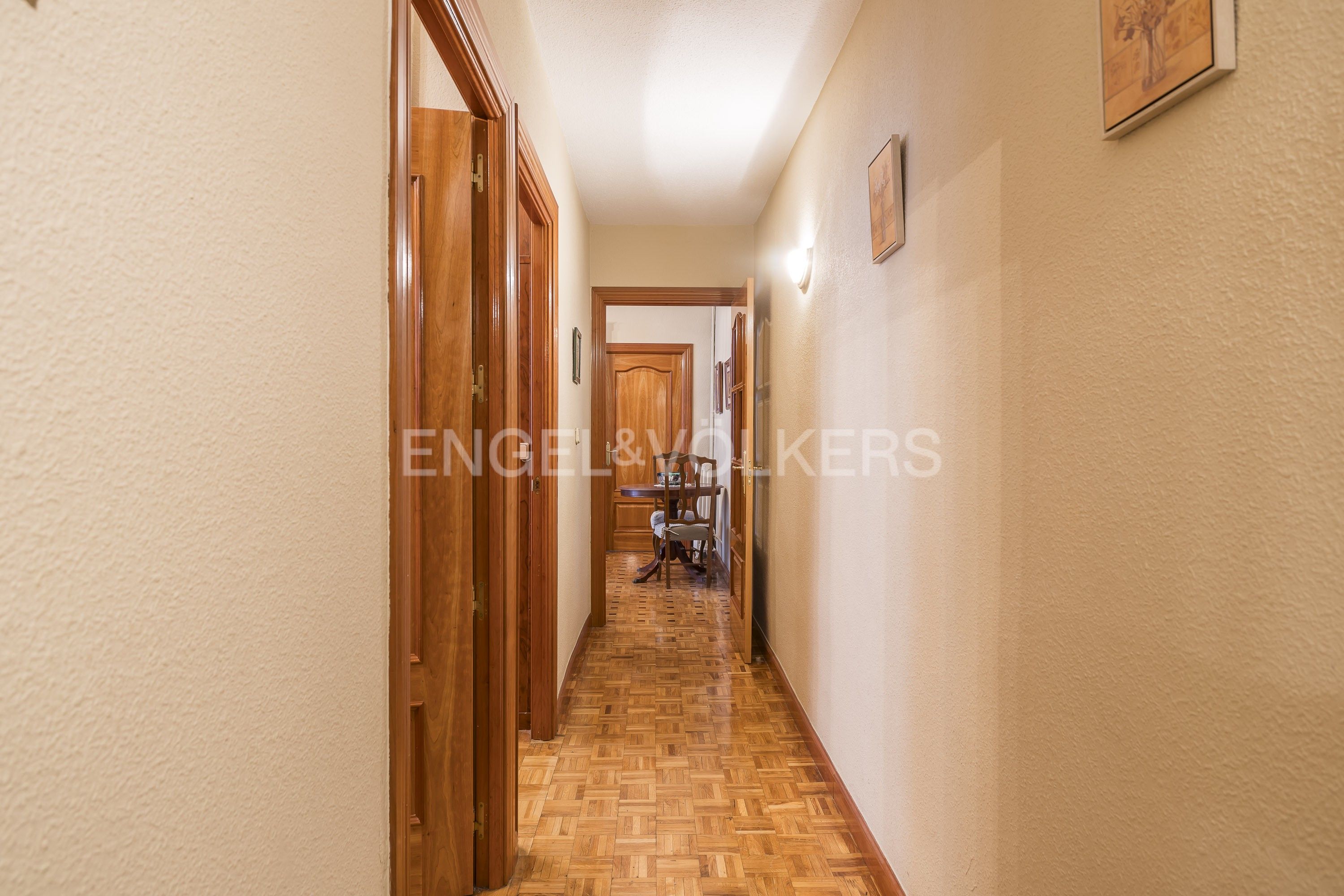 Apartment for sale in  Madrid Capital  with Air Conditioner, Heating and Parquet flooring