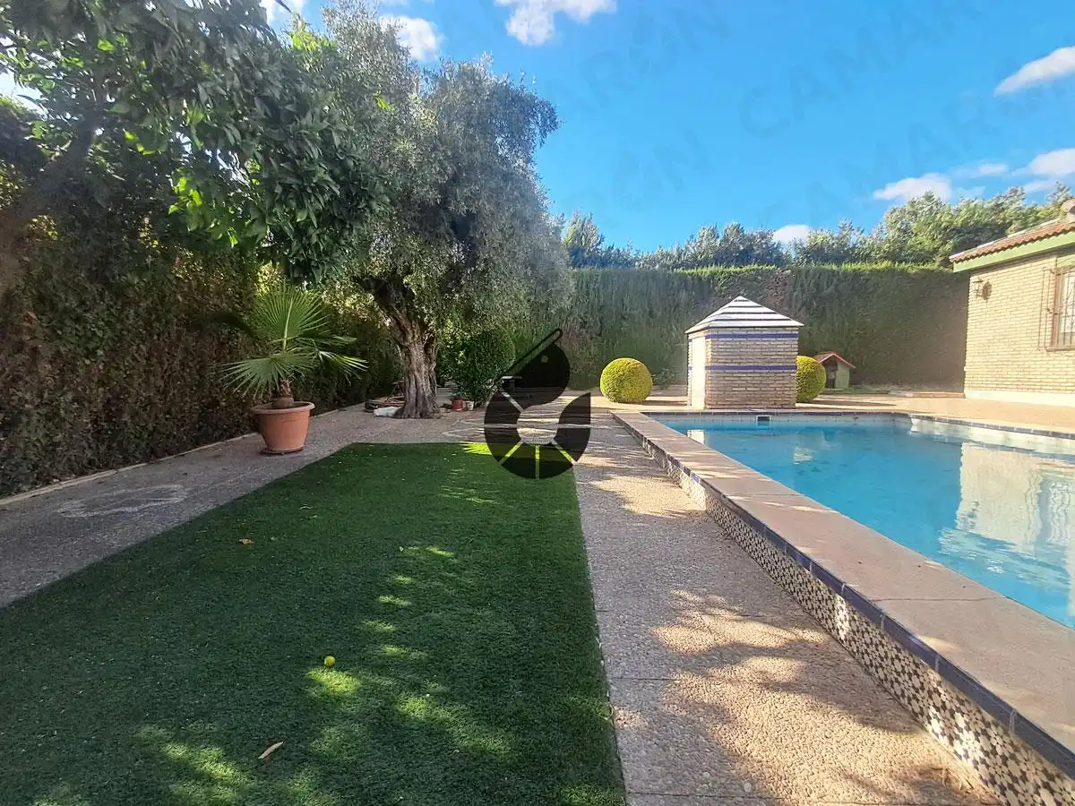 Piscina de Casa o chalet en venta en Palomares del Río con Aire acondicionado, Jardín privado y Piscina