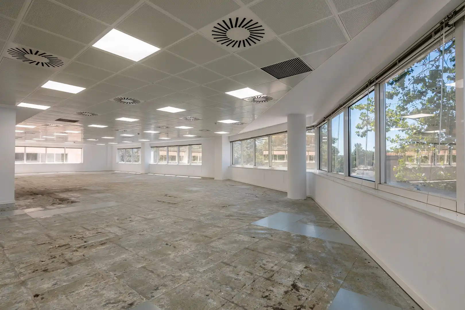 Bureau avec ascenseur à louer à Almeda - El Corte Inglés, imagen 3