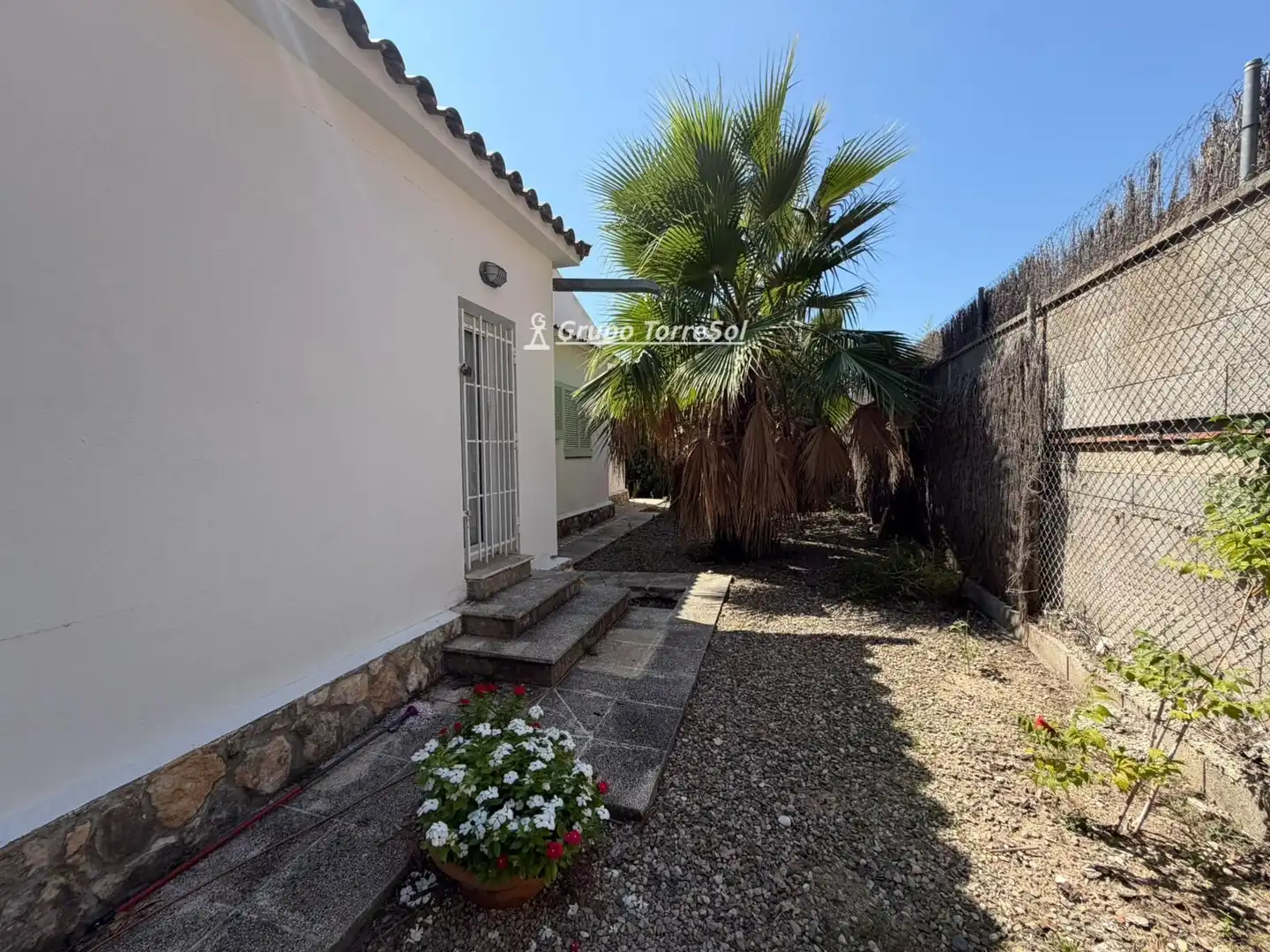 Außenansicht von Haus oder Chalet zum Verkauf in El Vendrell mit Heizung, Privatgarten und Terrasse
