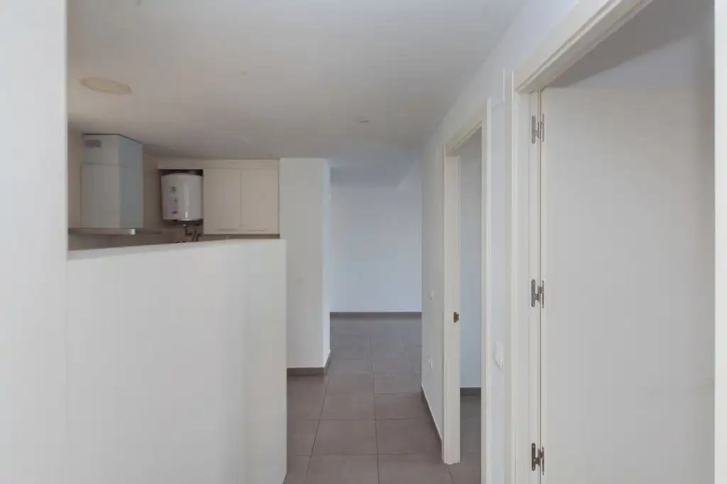 Piso con ascensor en venta en C/ Plus Ultra - Conjunto Res Grupo Simancas -, imagen 16