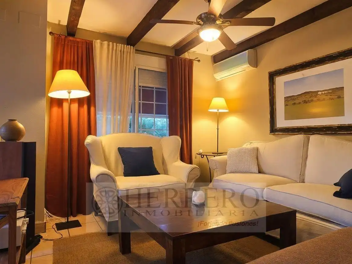 Sala de estar de Casa adosada en venta en Gandia con Aire acondicionado, Calefacción y Jardín privado