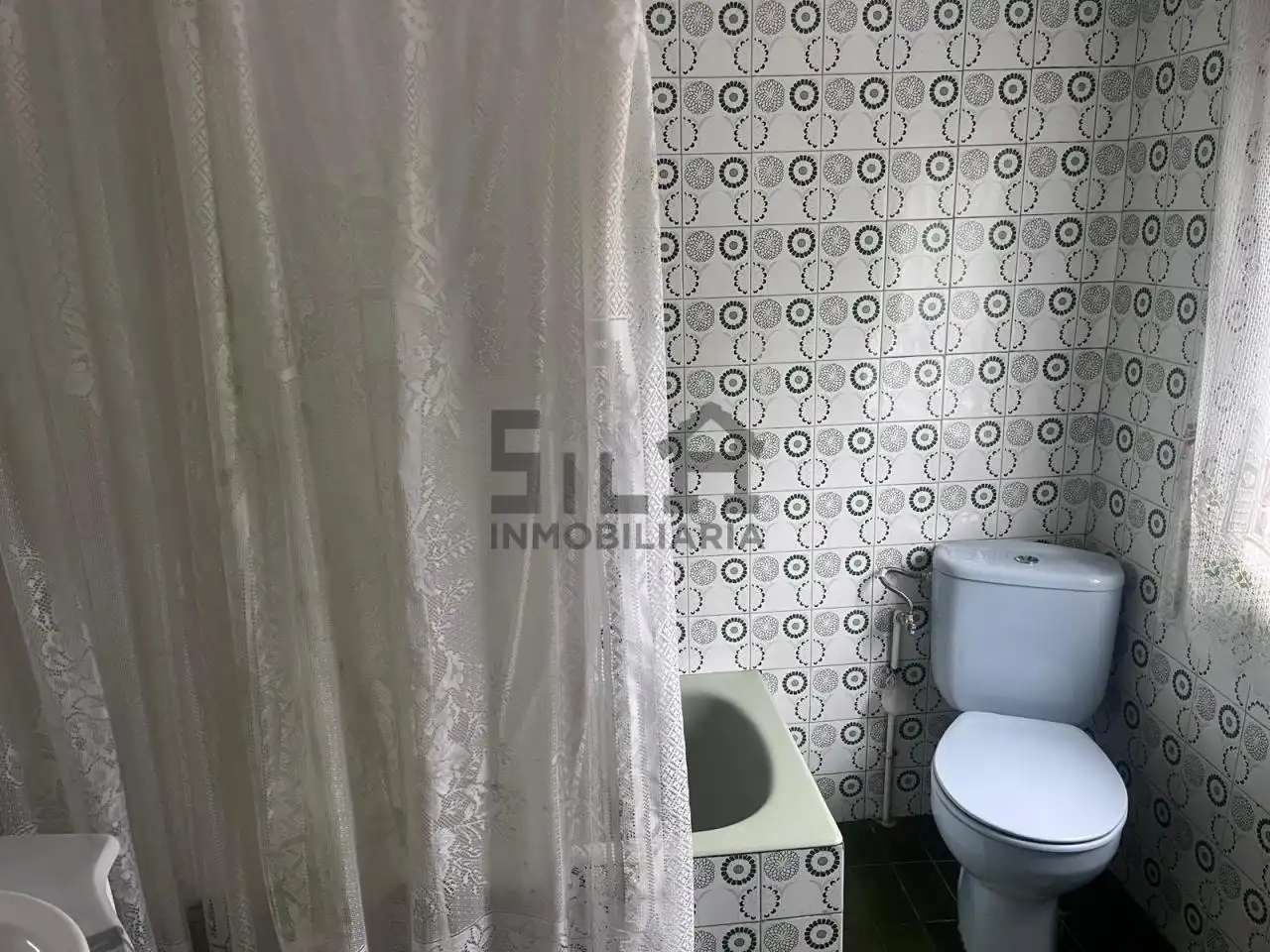 Bany de Casa o xalet en venda en Lobeira amb Jardí privat