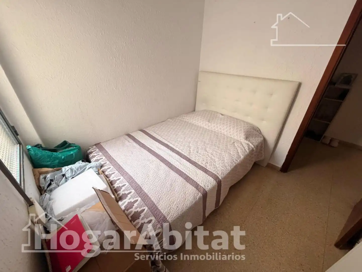 Bedroom of Flat for sale in Cheste  with Air Conditioner, Heating and Terrace