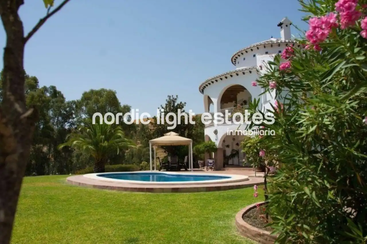 Exterior view of Houses for sale in Viñuela  with Terrace, Swimming Pool and Furnished