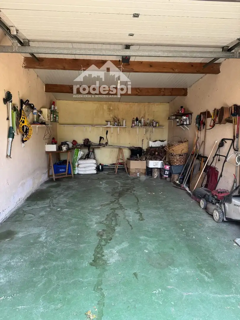 Casa o chalet en venta en As Neves   con Calefacción, Trastero y Piscina
