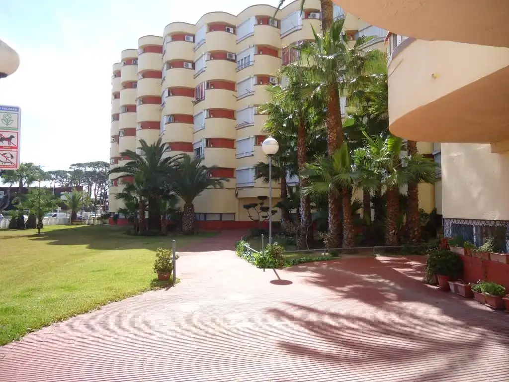 Exterior view of Study for rent in Vila-seca  with Air Conditioner, Heating and Private garden