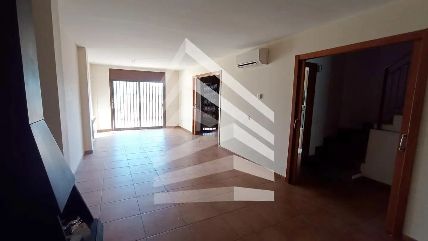 Adosado con terraza en venta en Plaça Gala Placídia, imagen 5