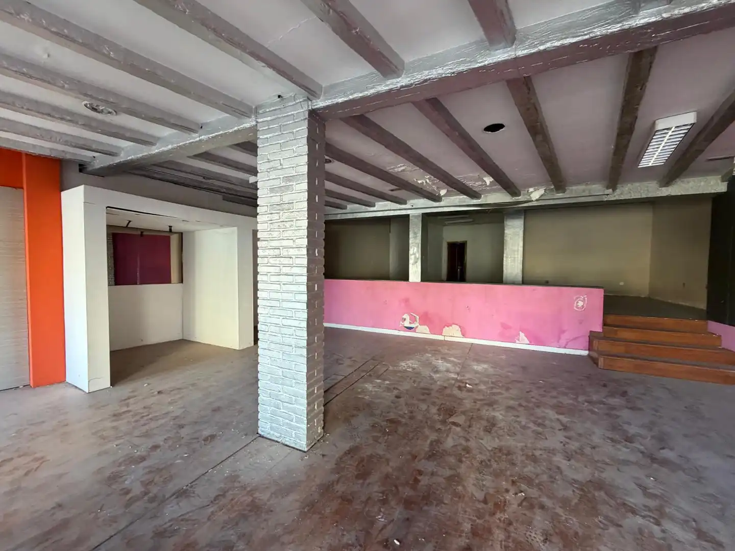 Inmuebles singulares con ascensor en venta en Avenida Reyes Católicos, imagen 9