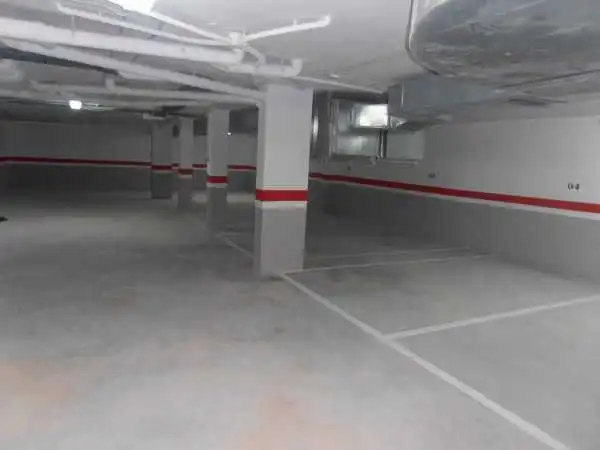 Aparcamiento con ascensor en venta en C/ Alcora, imagen 5