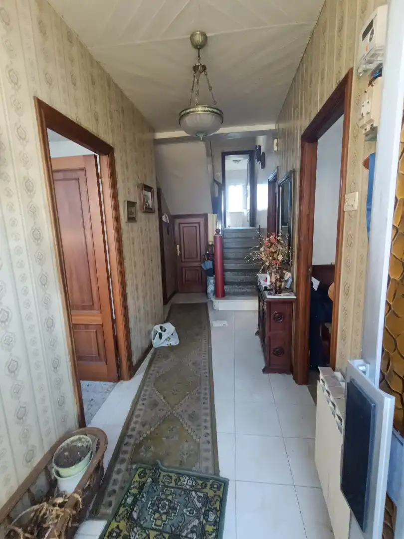 Einfamilien-Reihenhaus zum Verkauf in Ribeira mit Heizung und Privatgarten