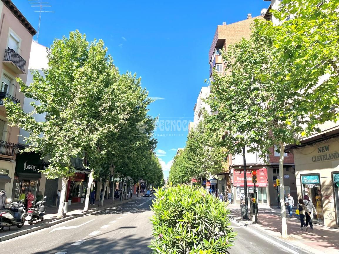 Vista exterior de Pis en venda en  Zaragoza Capital amb Calefacció