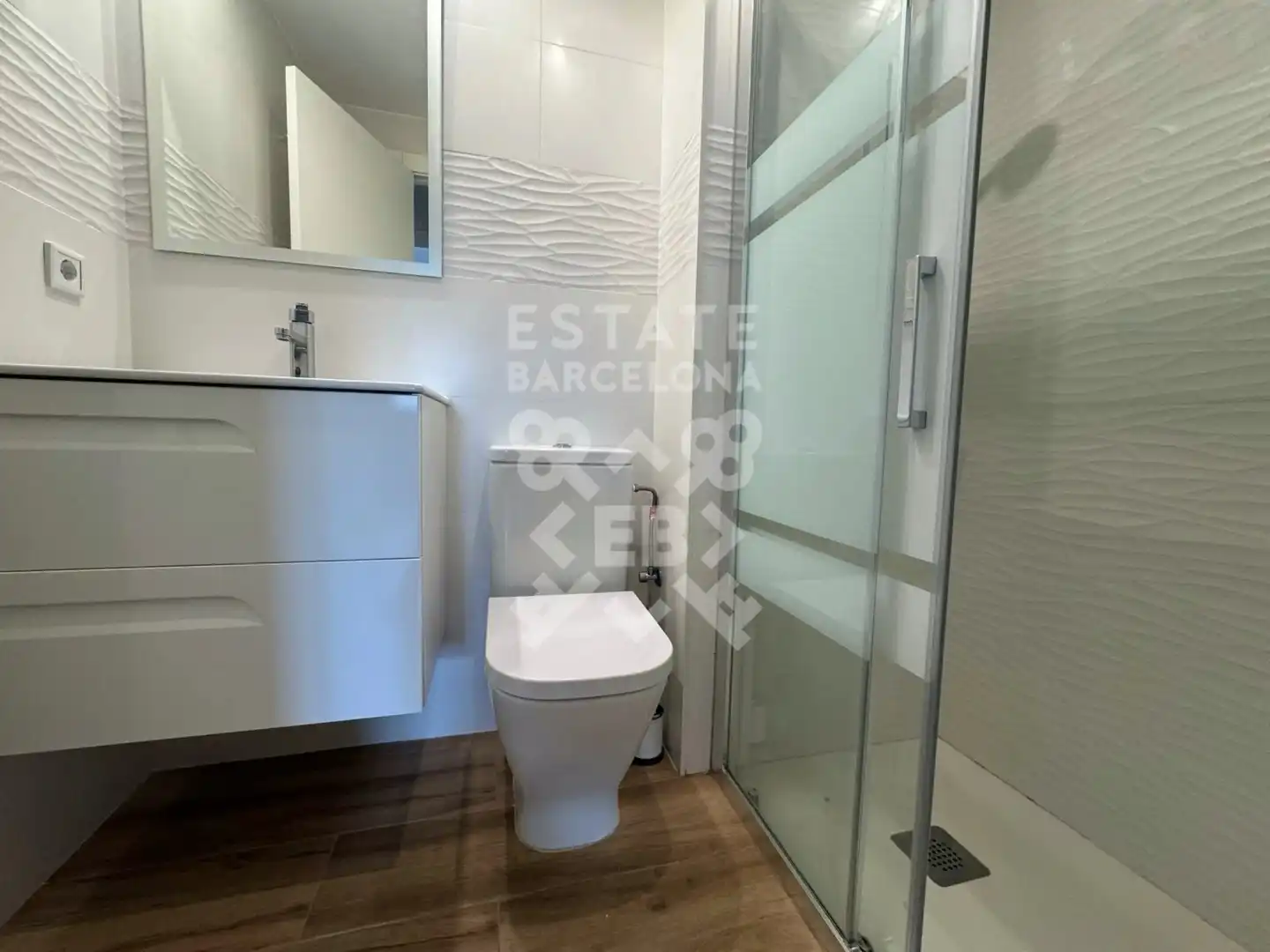 Baño de Piso en venta en Blanes con Calefacción y Amueblado