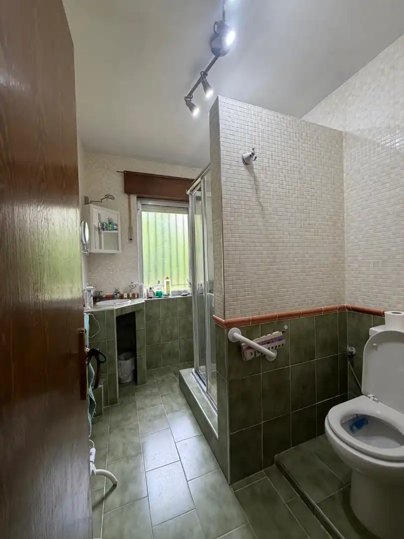 Bathroom of Houses for sale in Roa  with Heating, Private garden and Terrace