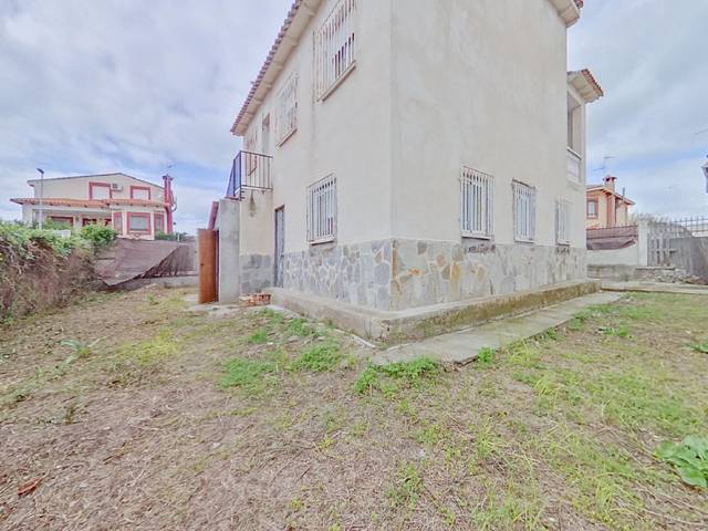 Casa-chalet en Venta en Santa Olalla