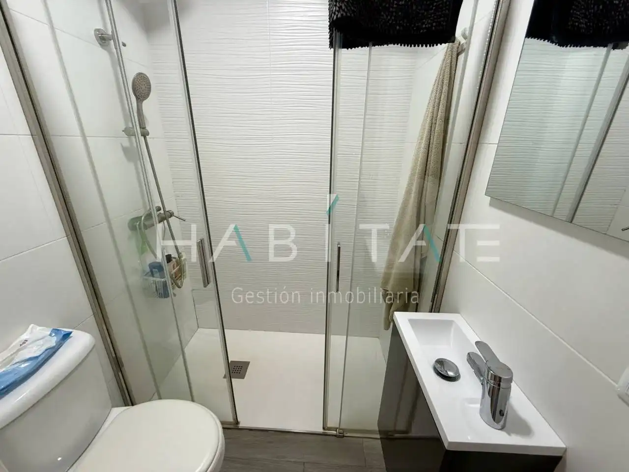 Baño de Piso en venta en Pilar de la Horadada con Aire acondicionado, Terraza y Trastero