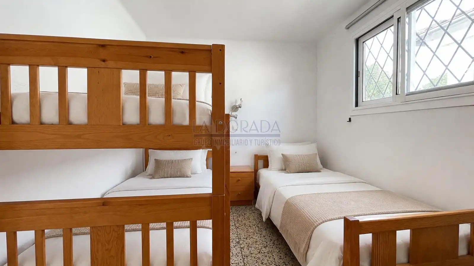 Schlafzimmer von Haus oder Chalet zum Verkauf in Cambrils mit Klimaanlage, Privatgarten und Terrasse