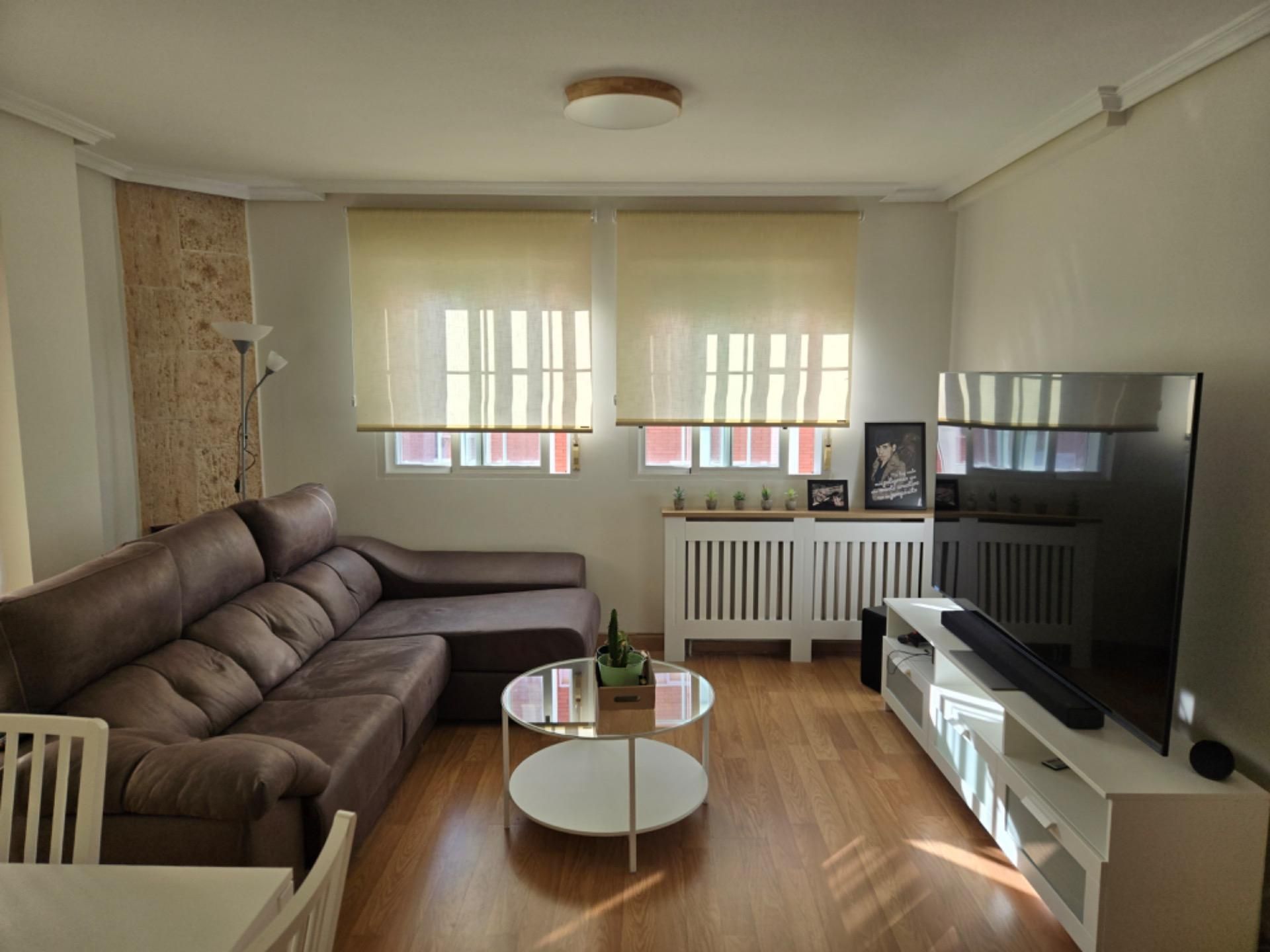 Sala d'estar de Pis de lloguer en Rivas-Vaciamadrid amb Aire condicionat, Calefacció i Jardí privat
