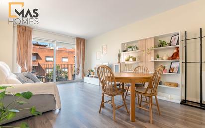 Living room of Flat for sale in Sabadell  with Air Conditioner, Heating and Parquet flooring