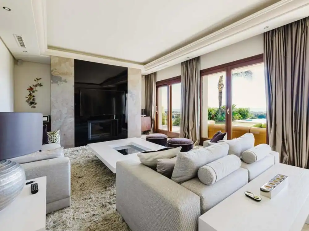 Living room of Houses for rent in Benahavís  with Air Conditioner, Private garden and Terrace