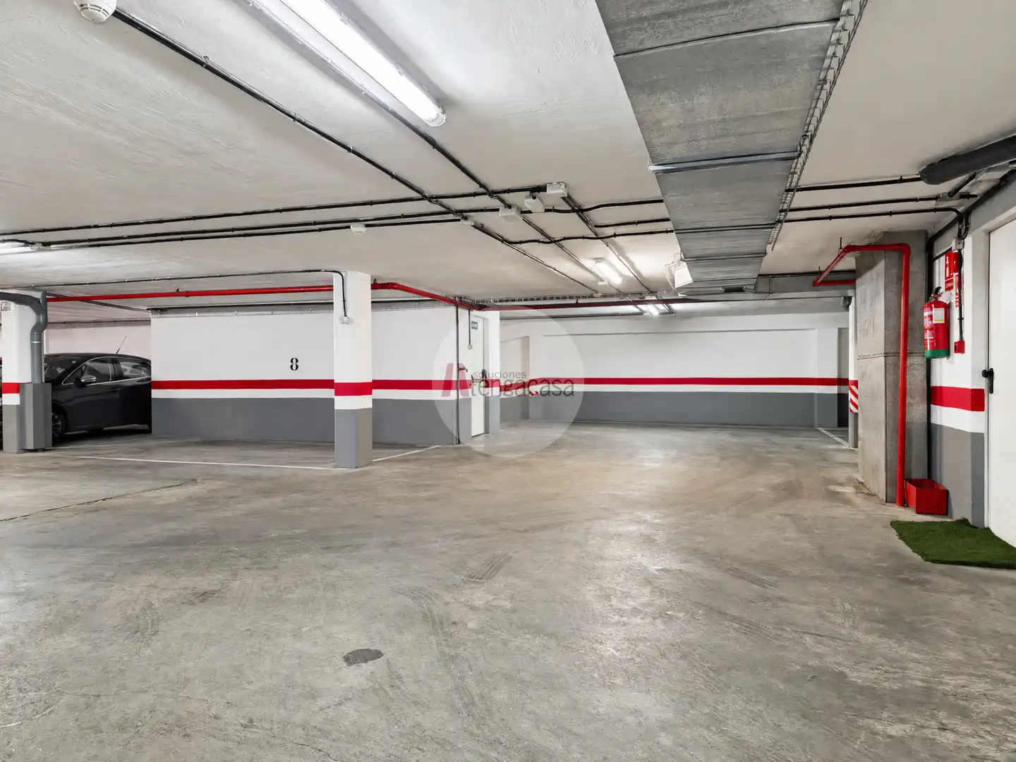 Parkplatz von Wohnungen zur Miete in Barrio de Salamanca