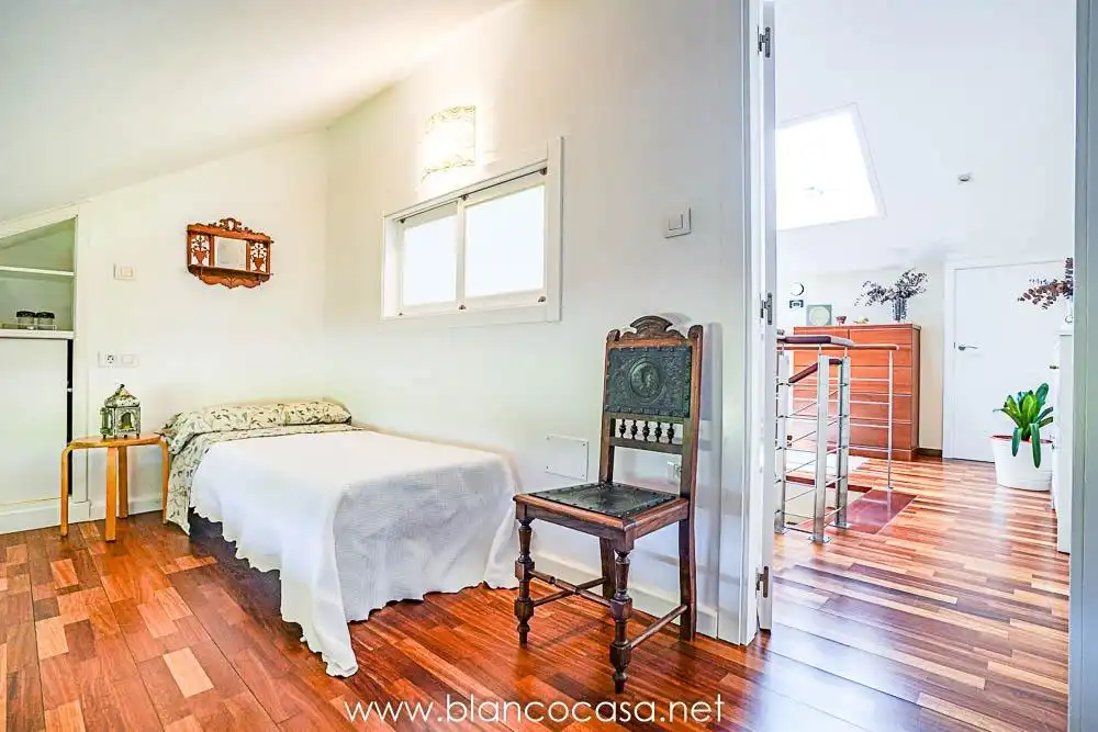 Bedroom of Houses for sale in Carballo  with Heating, Private garden and Storage room
