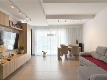 Casa a schiera con balcone in vendita a JAUME I