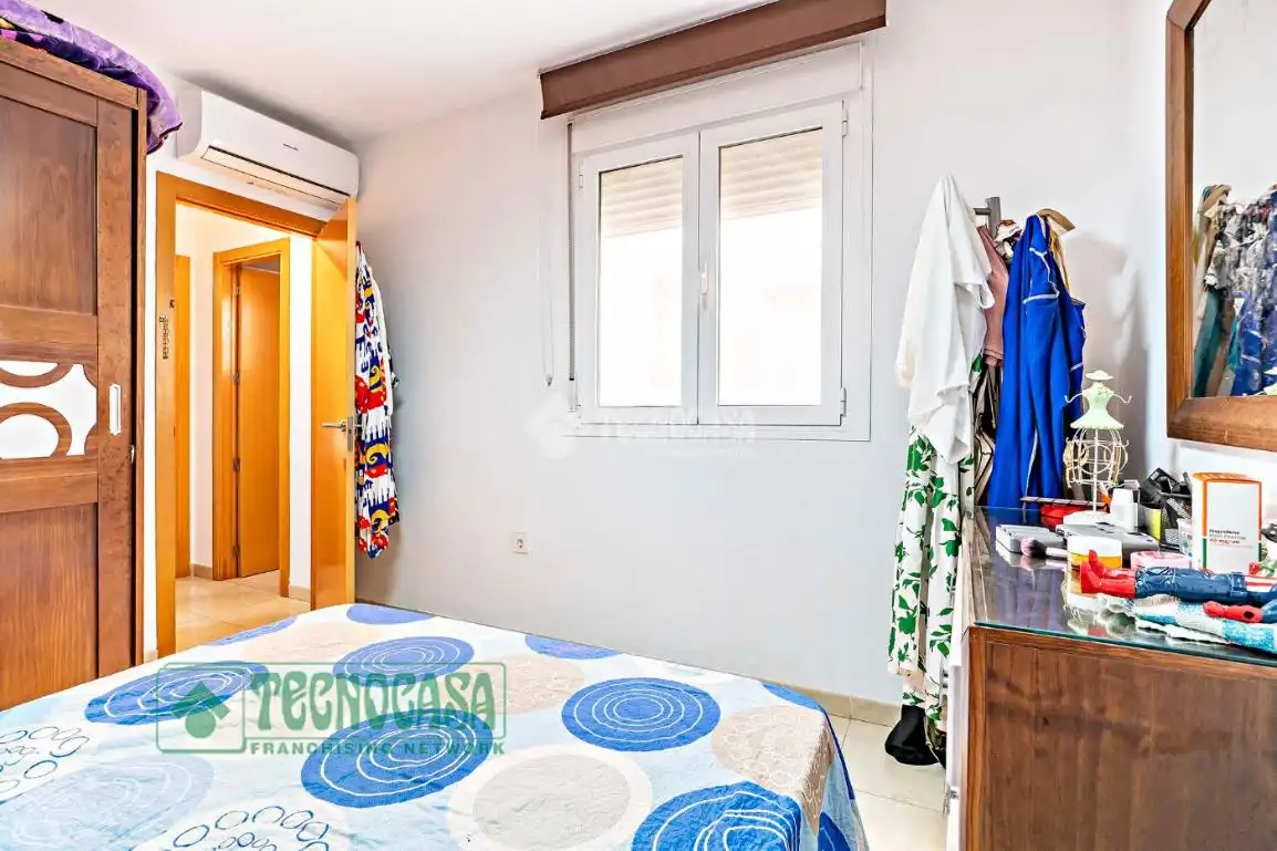 Dormitori de Pis en venda en Roquetas de Mar amb Aire condicionat, Calefacció i Terrassa