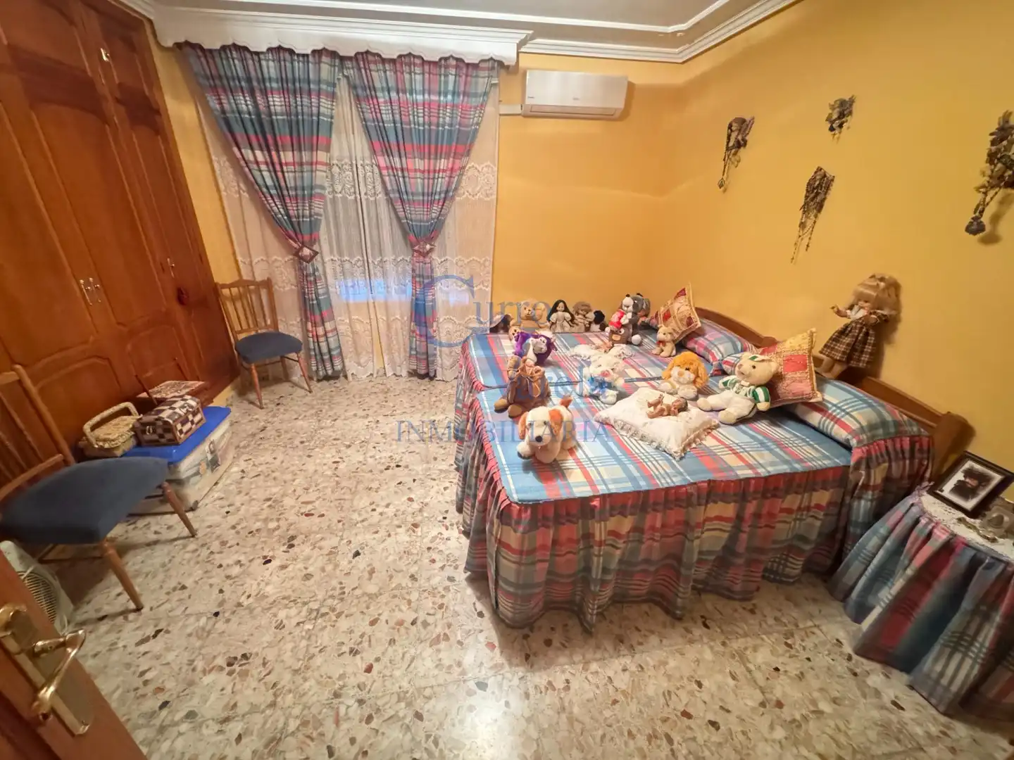 Country homes for sale in Dos Hermanas  with Air Conditioner, Heating and Private garden