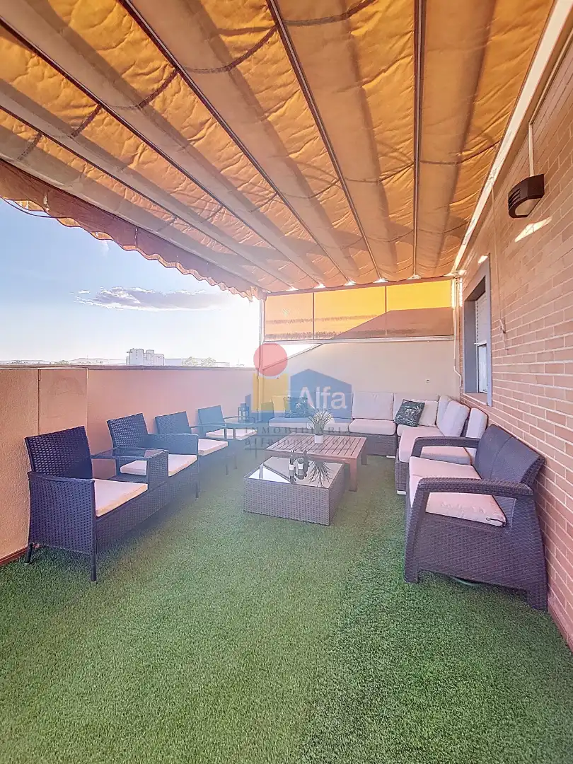 Terrasse von Maisonette zum Verkauf in Silla mit Klimaanlage, Terrasse und Abstellraum