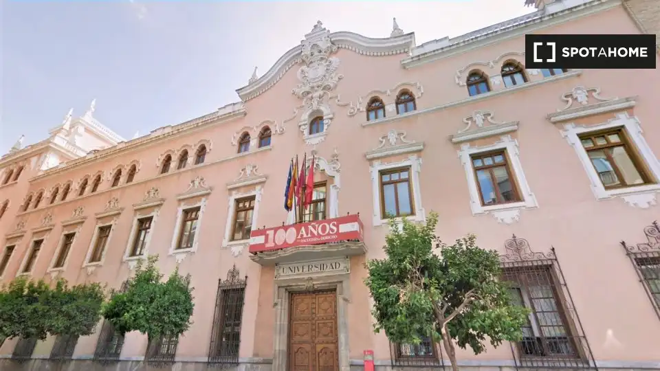 Exterior view of Study for share in Murcia  with Air Conditioner, Terrace and Furnished