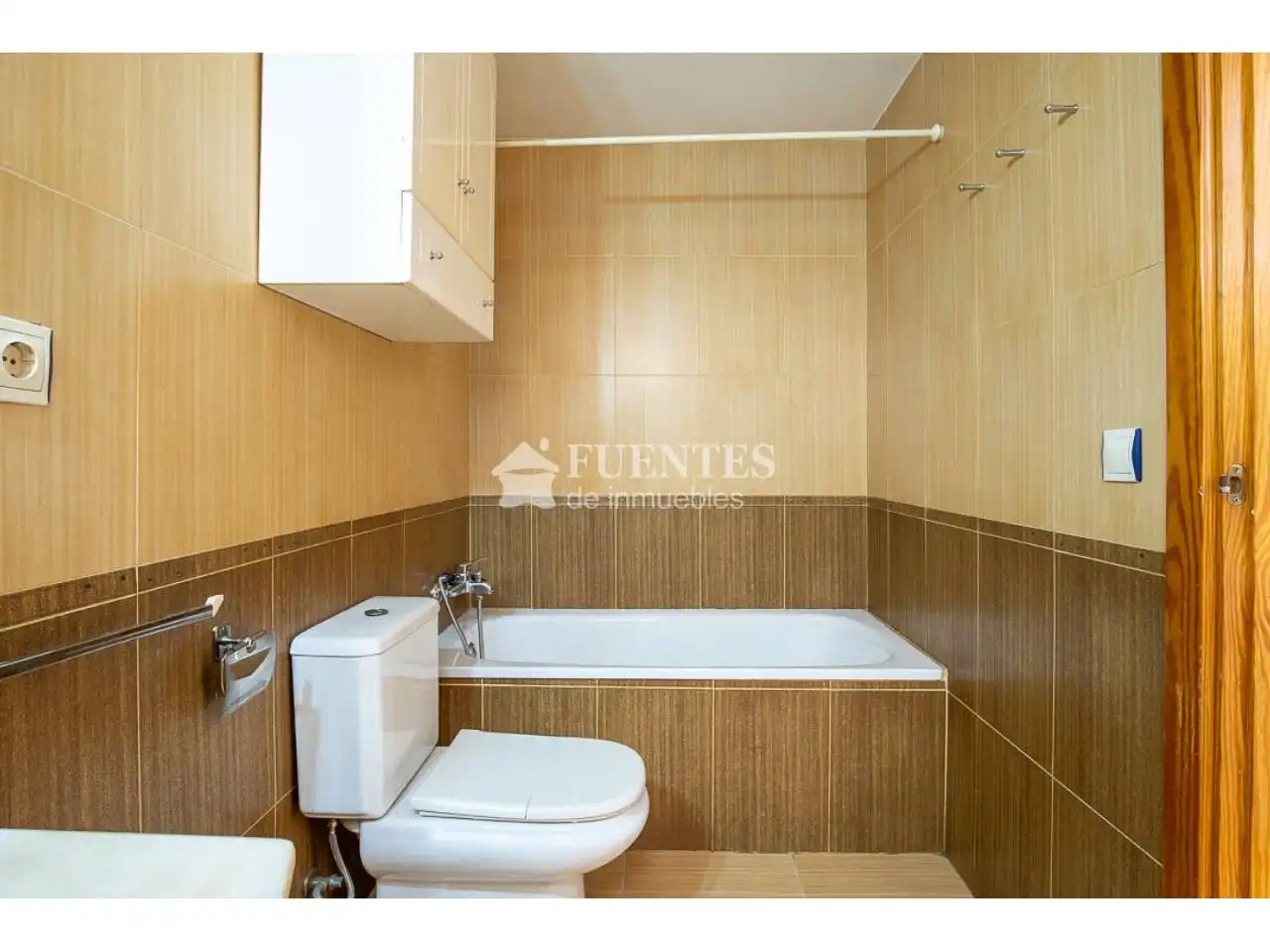 Bathroom of Flat for sale in Alicante / Alacant  with Air Conditioner