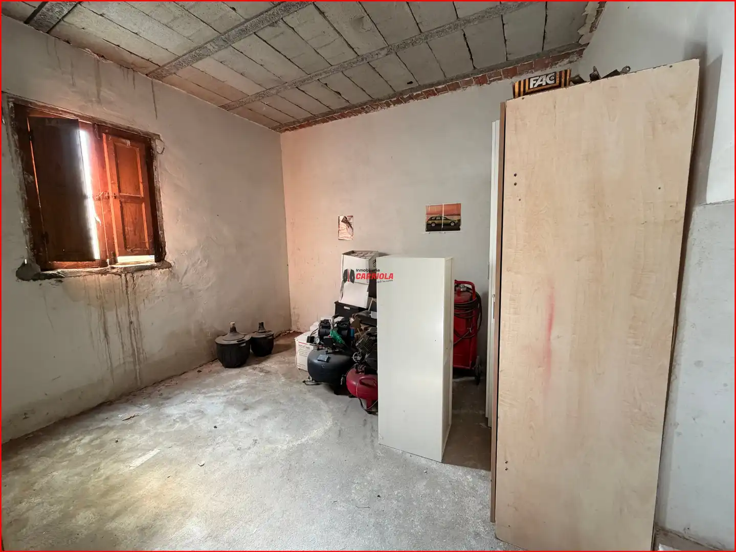 Casa adosada en venta en La Torre de Esteban Hambrán
