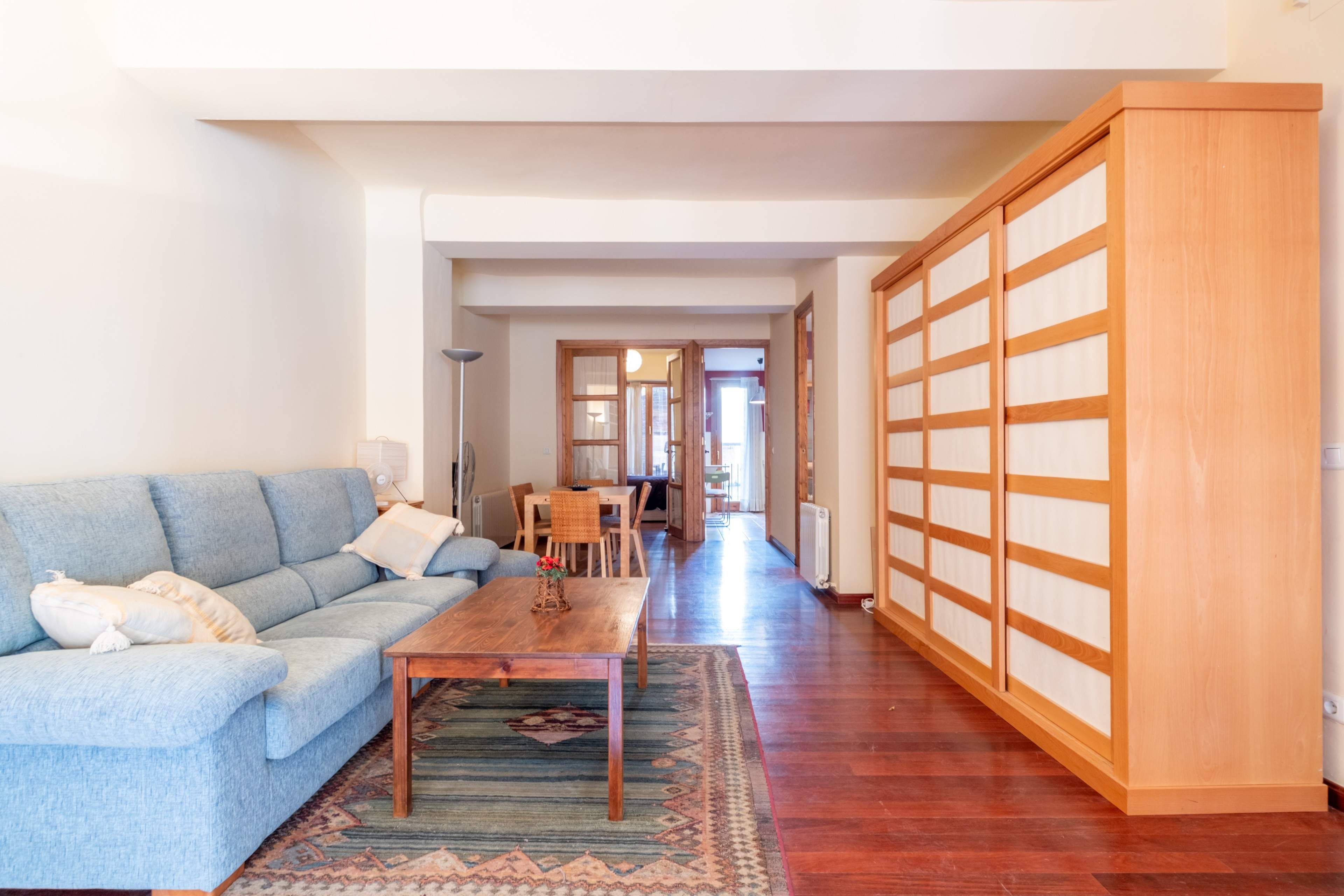 Living room of Flat for sale in  Zaragoza Capital  with Heating, Parquet flooring and Terrace